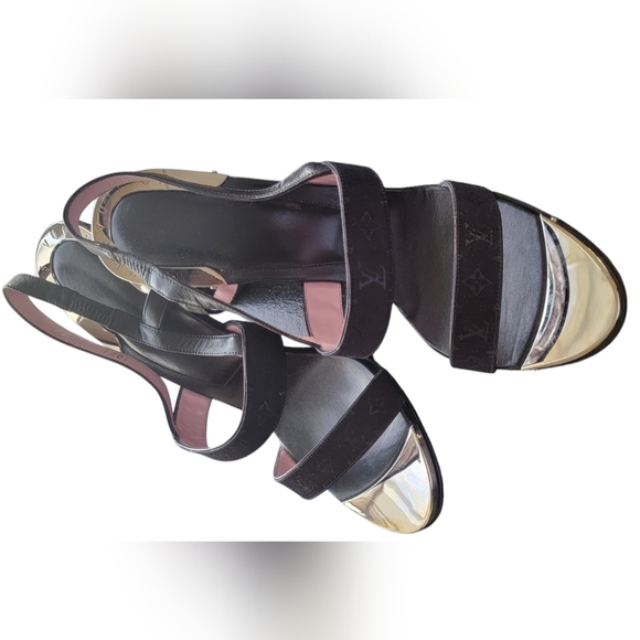 LOUIS VUITTON Black Leather/Suede Monogram Strap Shoes Size 40 - US 10 - Picture 3 of 10